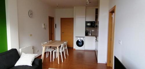 Malpica de Bergantinos Apartment | Pet-Friendly Getaway at Apartamento Malpica de Bergantiños