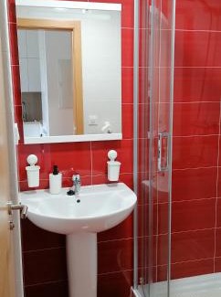 Malpica de Bergantinos Apartment | Pet-Friendly Getaway at Apartamento Malpica de Bergantiños