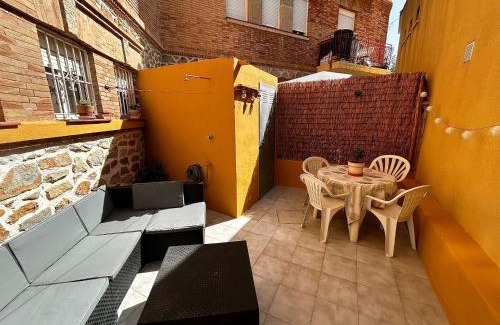 El Algar Apartment | Beachfront Apartment Mar Menor with Patio - Pet Friendly Stay