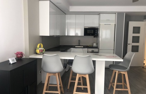 Torla Cottage | Cozy Marbore Apartment for 4 with Spa & Breakfast Included