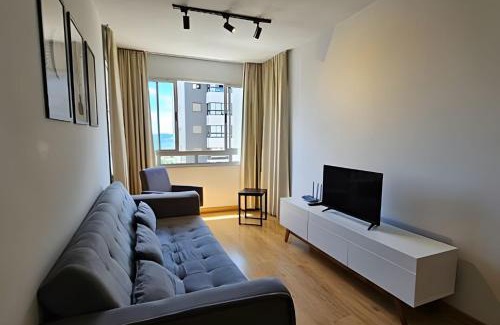 Fenavinho Apartment | Modern Apartment in Prime Location – 10/10 Guest Rated