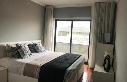 Leixões Apartment | Ocean View Retreat at Apartamento Mouzinho de Albuquerque