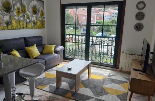 Bueu Apartment | Charming Oceanfront Apartment with Pet-Friendly Amenities