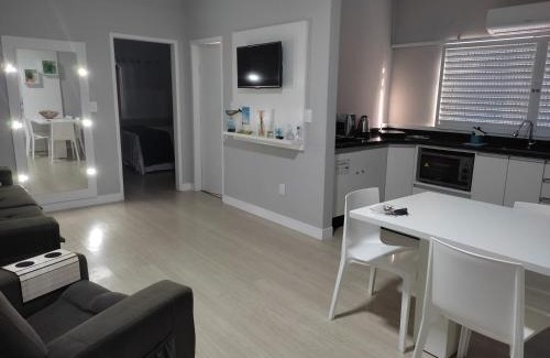 Enseada Apartment | Beachside Retreat: Praia da Enseada, Steps from the Shore