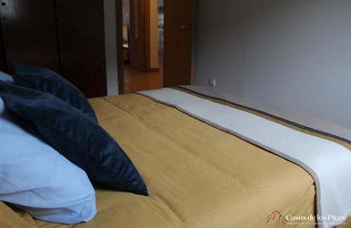 Celis Apartment | Family-Friendly Retreat at Apartamento Nansa - Casas de los Picos