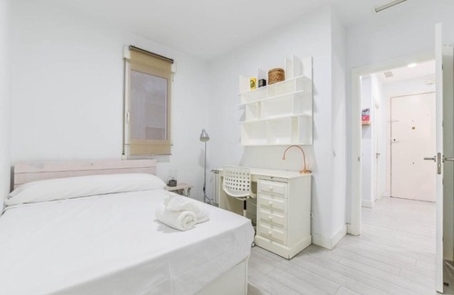 Ibiza Apartment | Accessible Family-Friendly Stay at Apartamento Narvaez-Retiro