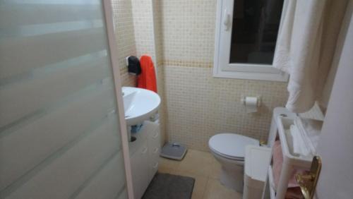 Navacerrada Apartment | Inviting Apartamento Navacerrada with Pool & Family Amenities