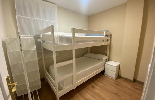 Pinos Genil Apartment | Pet-Friendly Apartment Nevada with Outstanding 9/10 Rating