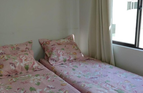 Castelo Branco Apartment | Family-Friendly Stay at Edifício Residencial Bromélias