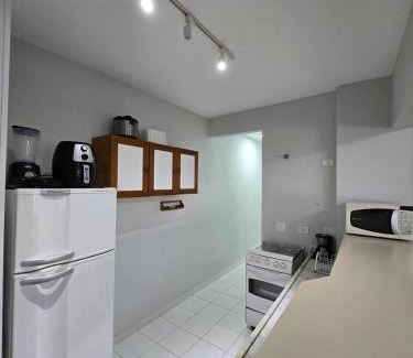 Jardim Sao Miguel Apartment | Perfect Getaway for 6 Near Praia Enseada, Guarujá