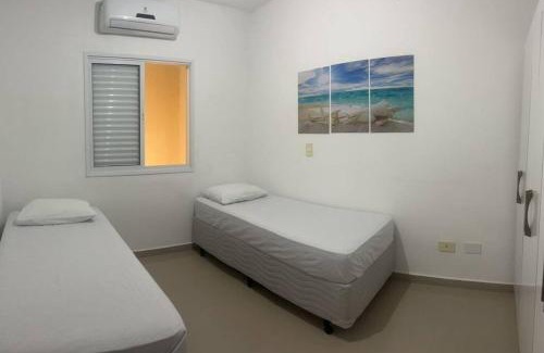 Umuarama Apartment | New Ubatuba Apartment with Pool & Air Conditioning