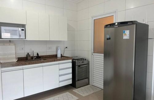 Umuarama Apartment | New Ubatuba Apartment with Pool & Air Conditioning