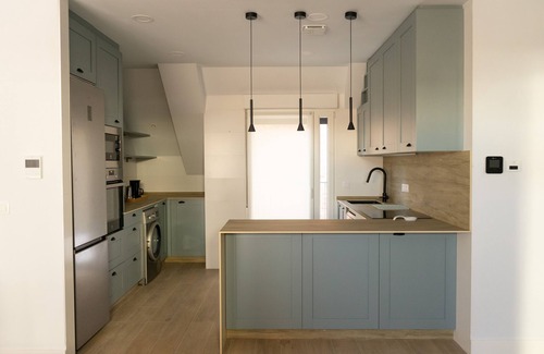 Leon Apartment | Modern Apartment in the Heart of León with Great Amenities
