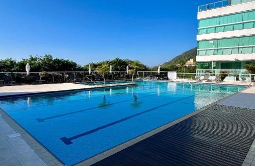 Santinho Apartment | Ocean View Oasis Apartment with Pool and Family Amenities
