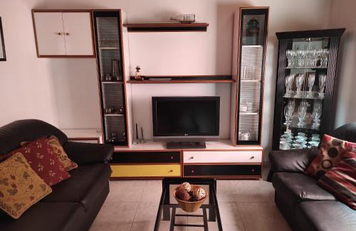 O Grove Apartment | Kid-Friendly Comfort at Apartamento O Grove - 9.2/10 Rated