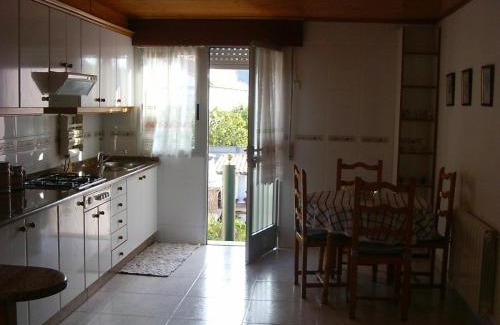 O Grove Apartment | Kid-Friendly Comfort at Apartamento O Grove - 9.2/10 Rated