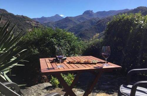 Basieda Apartment | Cozy Apartment Olmares in Picos de Europa - 9.5/10 Rating