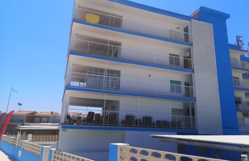 Les Deveses Apartment | Beachfront Apartment Padoa with Ocean Views for Families