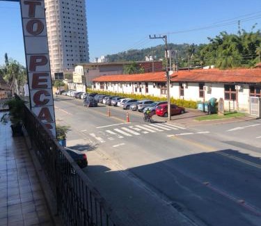 Velha Apartment | Whole Apartment for 10: Kid & Pet Friendly Getaway