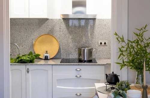 Altafulla Apartment | Family-Friendly Apartment with Garden Near the Beach