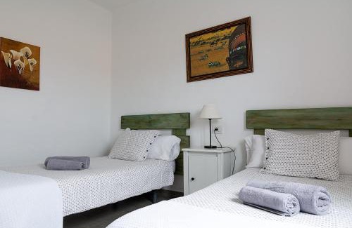 Caleta de Caballo Apartment | Oceanfront Apartment Paraiso in Lanzarote - Guest Rated 10/10