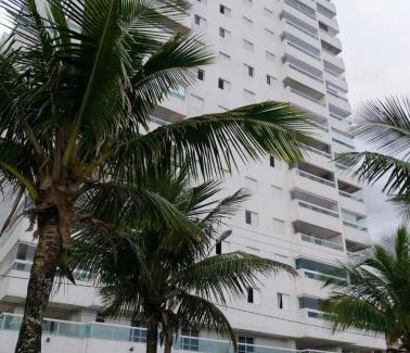 Solemar Apartment | Oceanfront Apartment in Praia Grande, Ilha de Noronha
