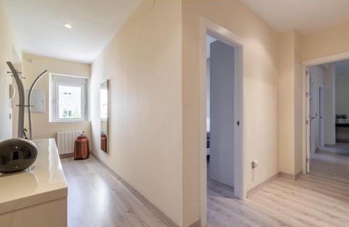 Beiro Apartment | Explore Granada: Family-Friendly Apartment for Your Stay