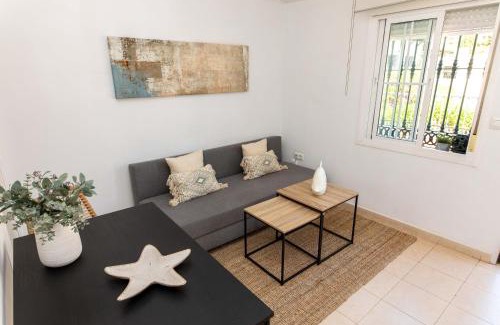 Las Acacias Apartment | Oceanfront Apartment Pedregalejo Playa with Amazing Views