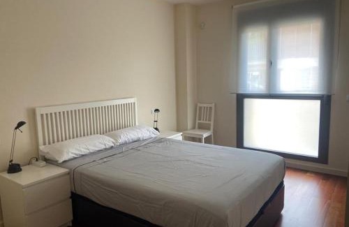 Latas Apartment | Discover Apartamento Pirineos with Pool & Pet-Friendly Amenities