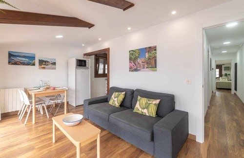 Andrin Apartment | Welcoming Apartamento Planta Segunda with Spa and Breakfast
