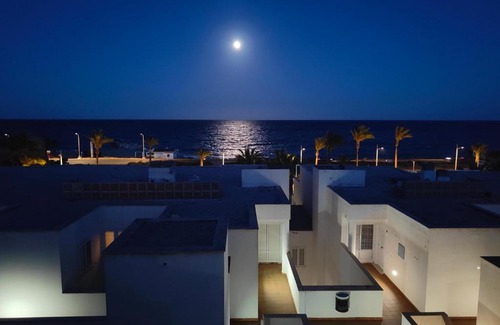 Garrucha Apartment | Oceanfront Getaway at Apartamento Playa del Faro - 4-Star Stay