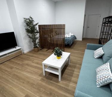 La Malva-rosa Apartment | Apartamento playa malvarrosa