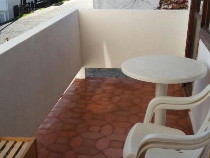 Mogro Apartment | Family-Friendly Apartamento Playa Usil with Ocean Views