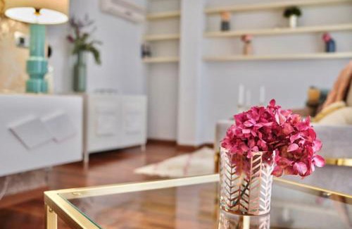 Zaragoza Old Town Apartment | Discover Apartment Plaza España: Family-Friendly & Spa Retreat