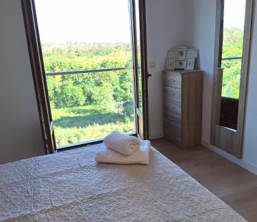 Zas Apartment | Top-Rated Family Retreat at Apartamento Pose Baio