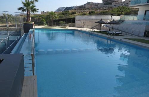Els Arenals del Sol Apartment | Oceanfront Getaway at Apartamento Postman - 4-Star Escape