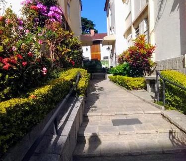 Teresopolis Apartment | Pet-Friendly Apartment Jardim Cascata with Guest Rating 9.7