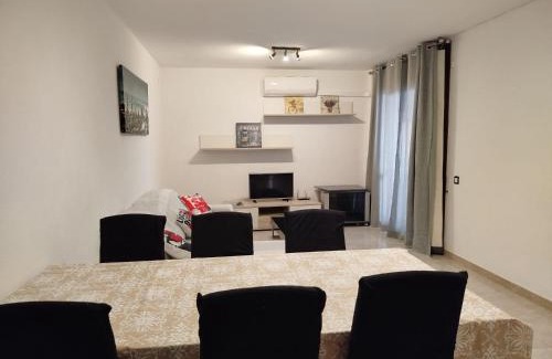 L'Ampolla Apartment | Seaside Apartment with Ocean View and Private Pool