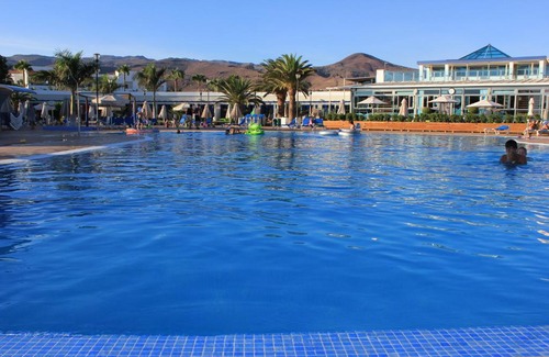 Bahia Feliz Resort | Private Apartment in Bahía Feliz with Ocean View & Pool