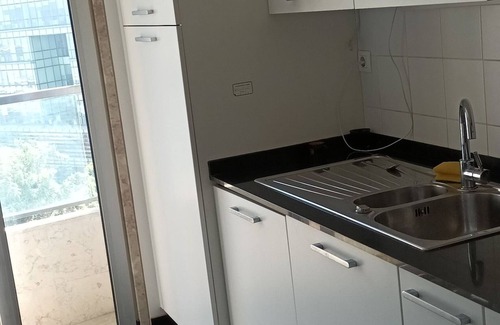 Parque das Nacoes Apartment | Cozy T1 Apartment in Lisboa - Pet Friendly & Breakfast Included