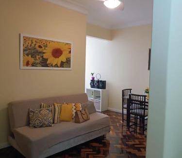 Copacabana Apartment | Cozy Ocean View Apartment in Copacabana - Guest Rated 10/10