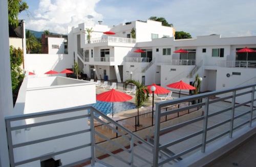 Melgar Apartment | Prime Apartment on Quinta Avenida with Pool & Family Amenities