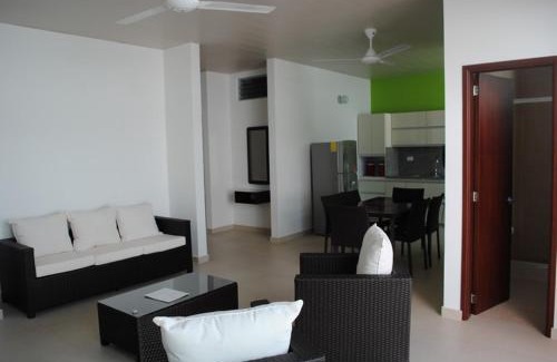 Melgar Apartment | Prime Apartment on Quinta Avenida with Pool & Family Amenities