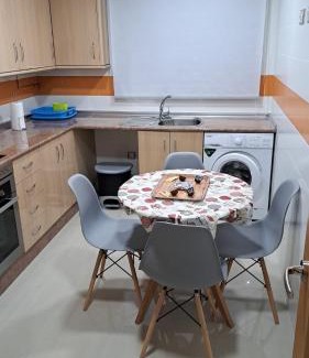 Caravaca de la Cruz Apartment | Family-Friendly Getaway at Apartamento Romero - Guest Rated 9.6