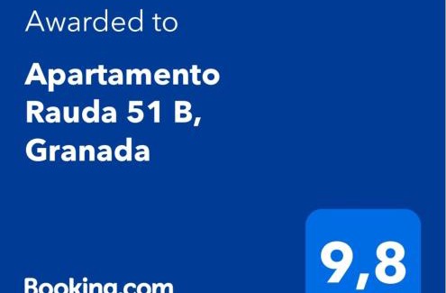 Carretera de la Sierra Apartment | Highly Rated Apartamento Rauda 51 B in Granada