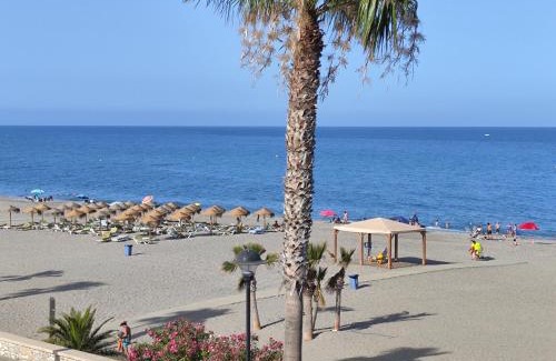La Parata Apartment | Recently Renovated Apartment with Oceanfront Views