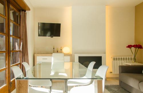 Incles Apartment | Pet-Friendly Refugi d'Incles for Families of 6