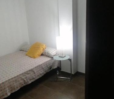 Alcantarilla Apartment | Discover Pet-Friendly Comfort at Apartamento Reina