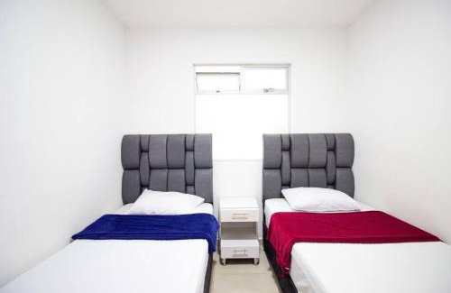 Estadio Apartment | Exceptional Renovated Apartment Near Estadio 4, Pet Friendly
