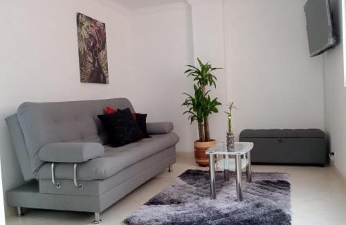 La America Apartment | Apartamento renovado parque La Floresta, reserva minimo de 21 dias